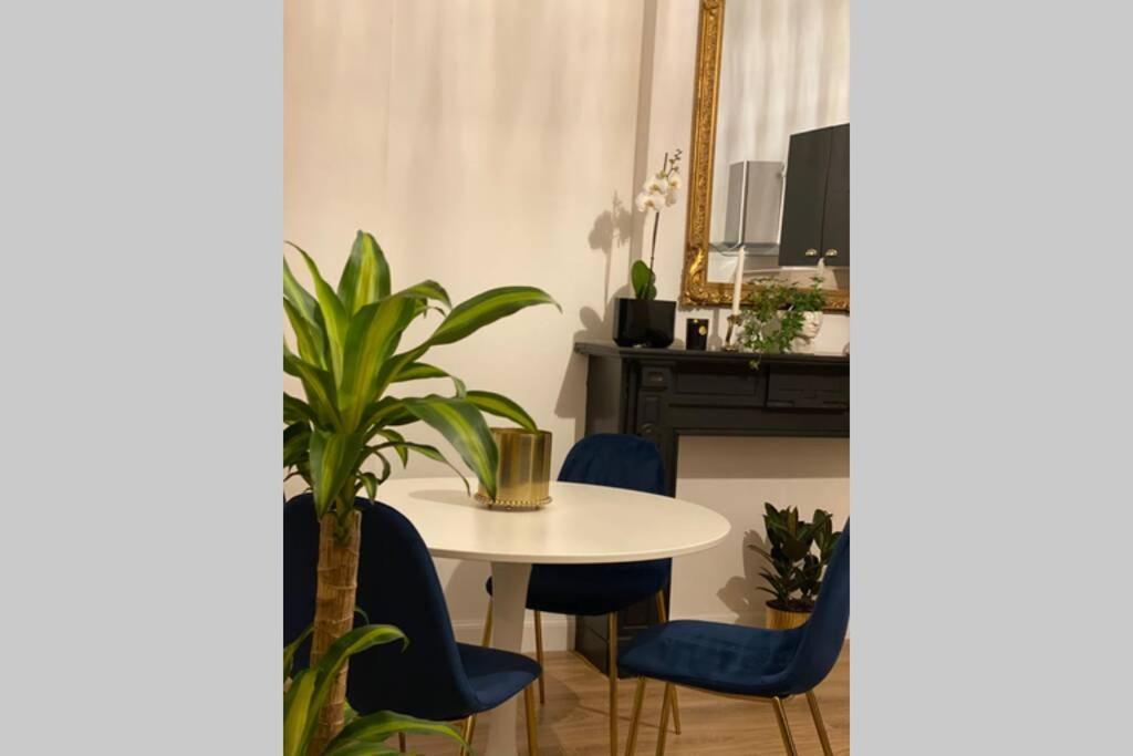 Luxury 1Bedroom Apartment Mons Esterno foto